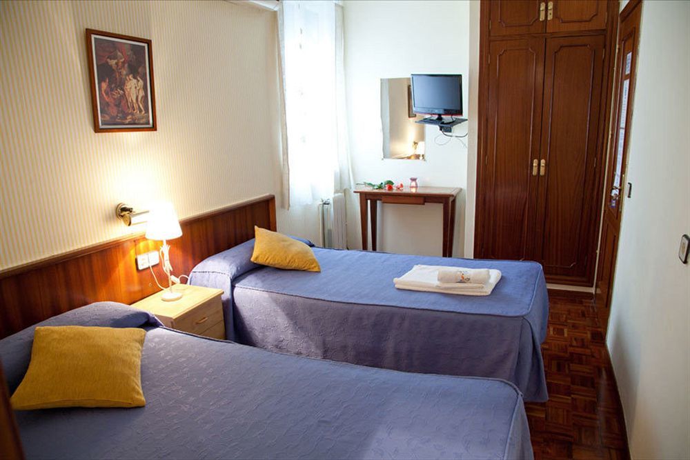 Pension San Isidro Madrid Extérieur photo
