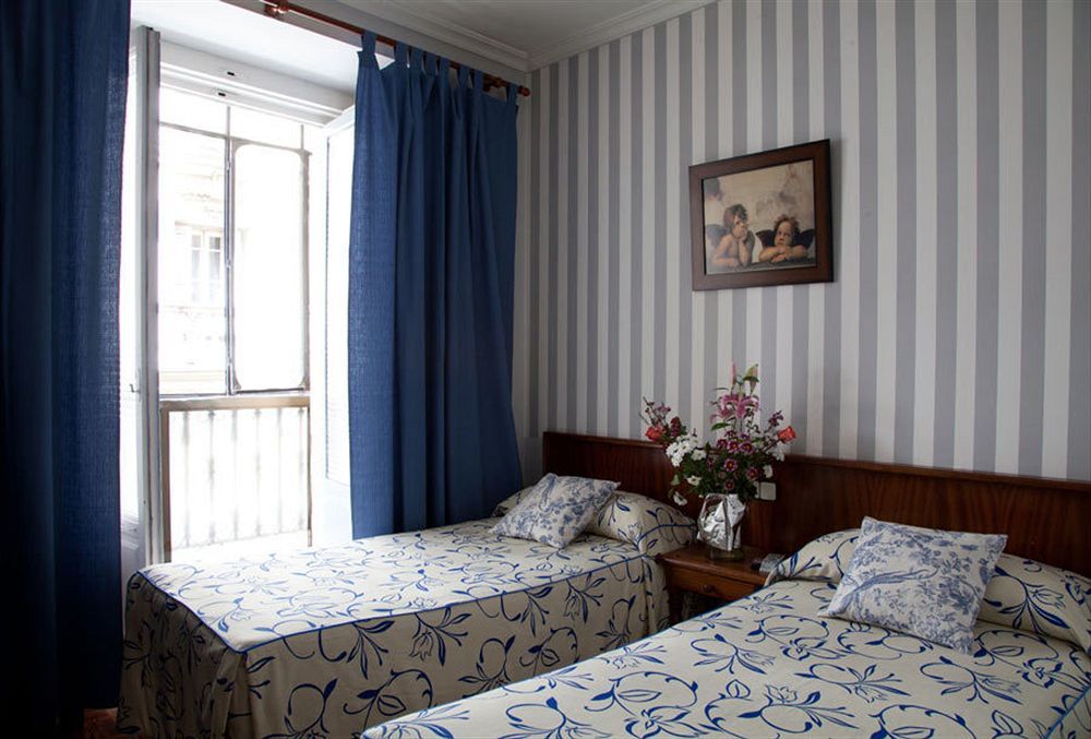 Pension San Isidro Madrid Extérieur photo