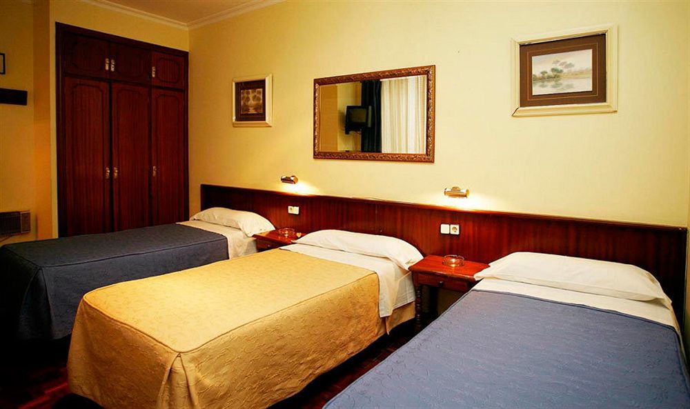 Pension San Isidro Madrid Extérieur photo